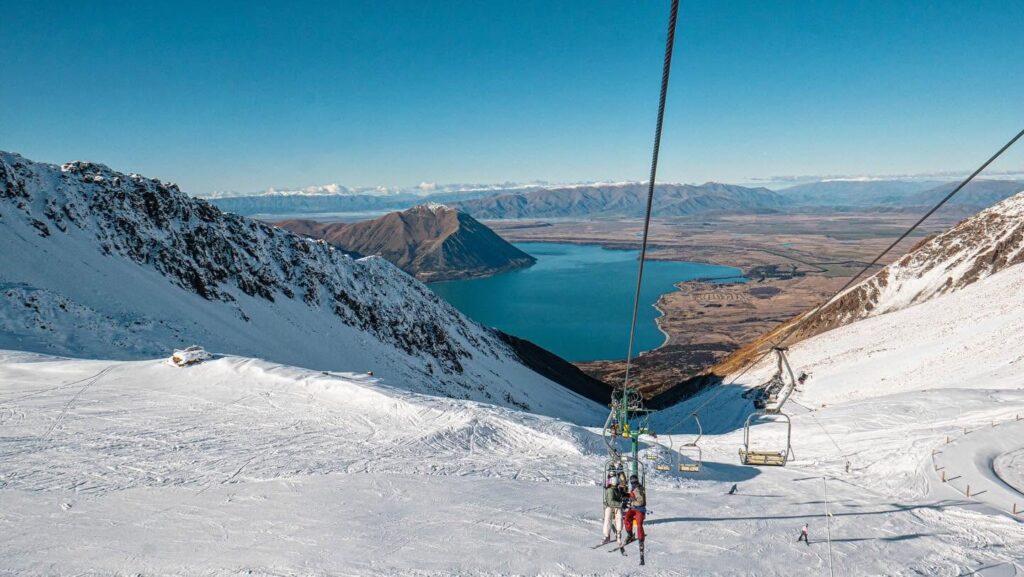 Brilliant Rentals Car Hire Rent a Car Christchurch Airport Queenstown Airport NZ